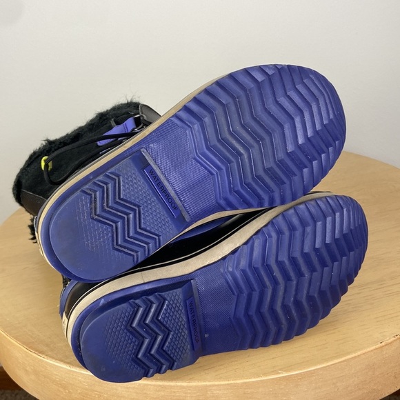 Sorel Womens 5 Tall Faux Fur Black and Purple Waterproof Snow Boot Winter Casual - Picture 8 of 9